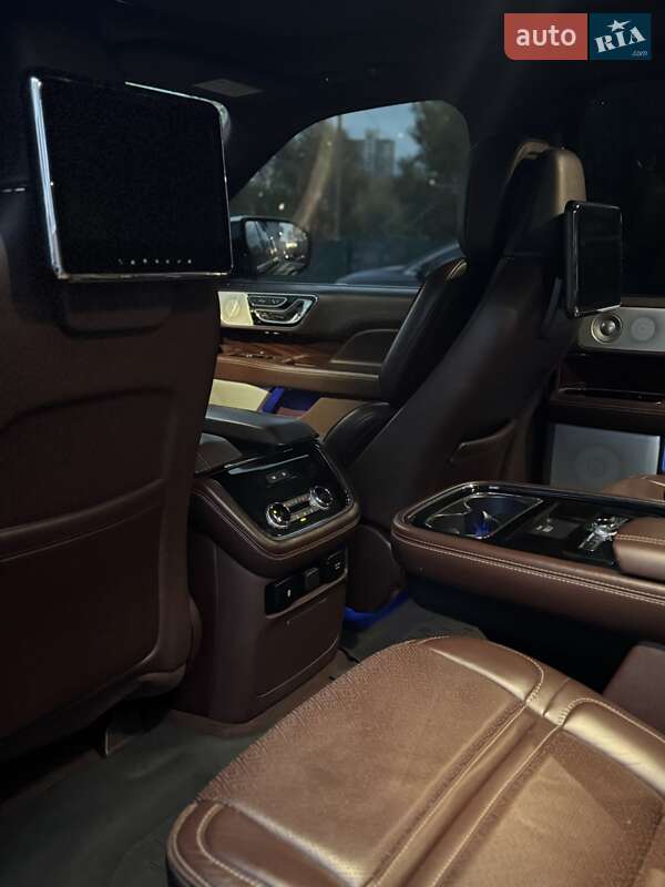 Внедорожник / Кроссовер Lincoln Navigator 2018 в Киеве фото 76 Внедорожник / Кроссовер Lincoln Navigator 2018 в Киеве