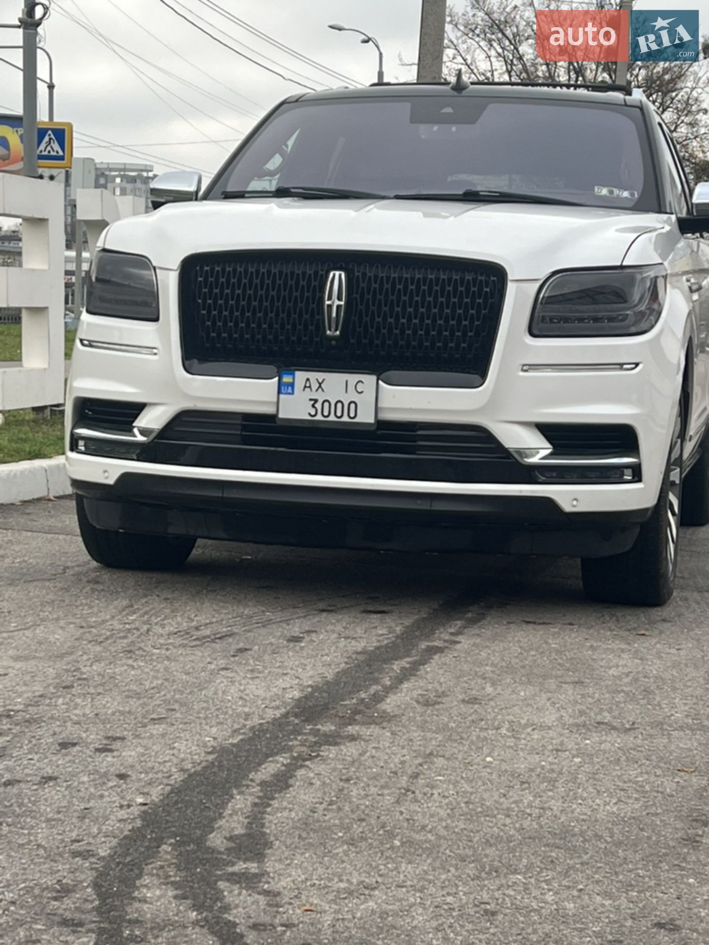 2018 Lincoln Navigator - мініатюра 3