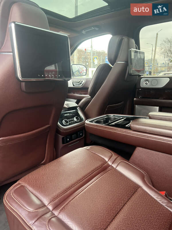 Позашляховик / Кросовер Lincoln Navigator 2018 в Харкові