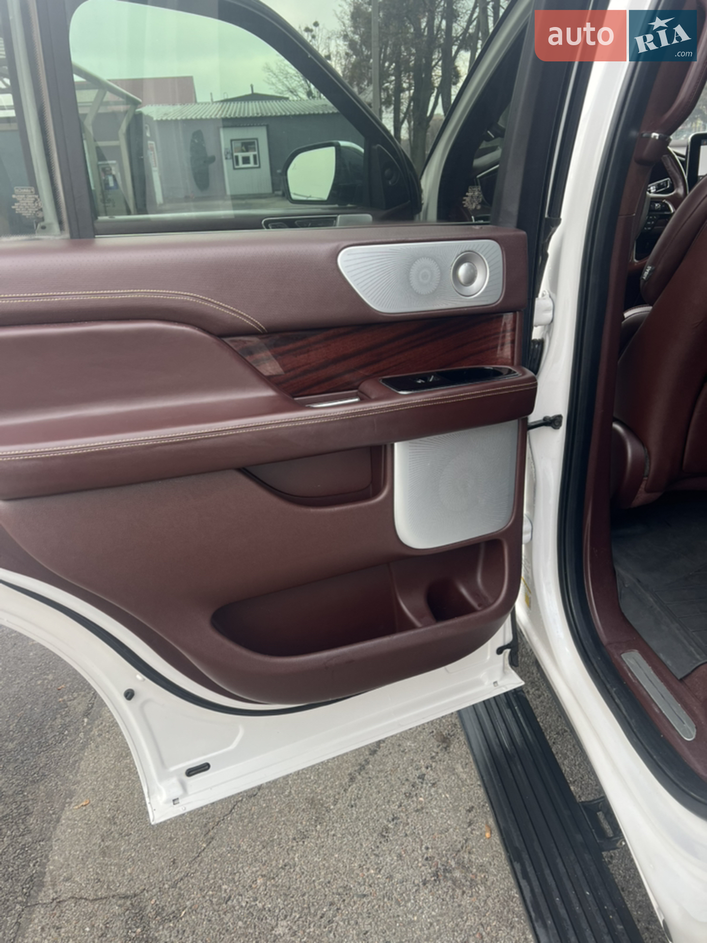 2018 Lincoln Navigator - мініатюра 21