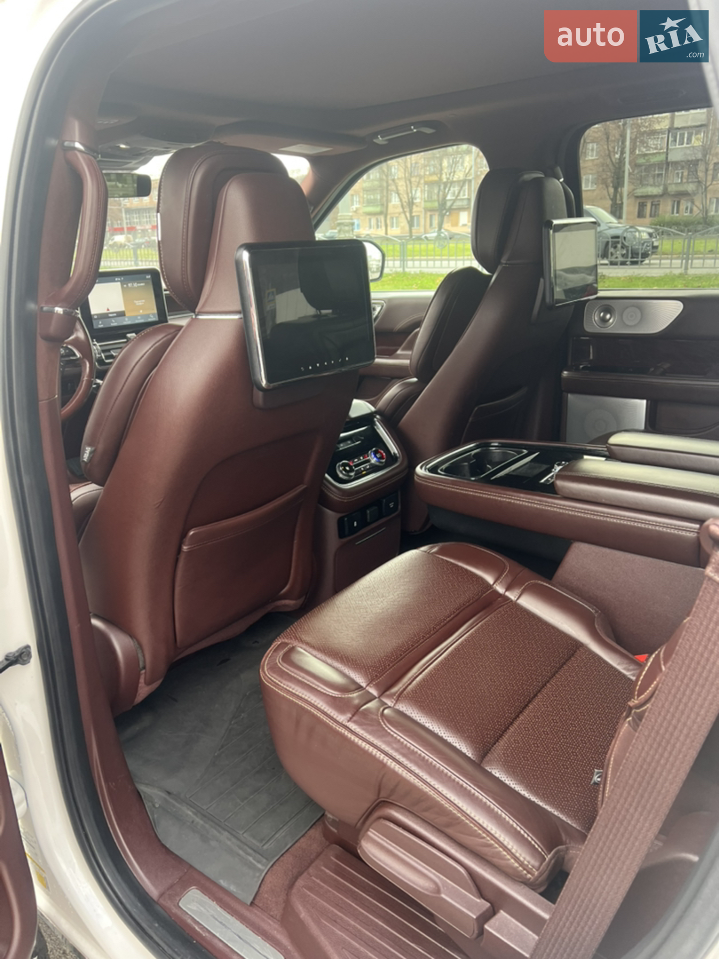 2018 Lincoln Navigator - мініатюра 20