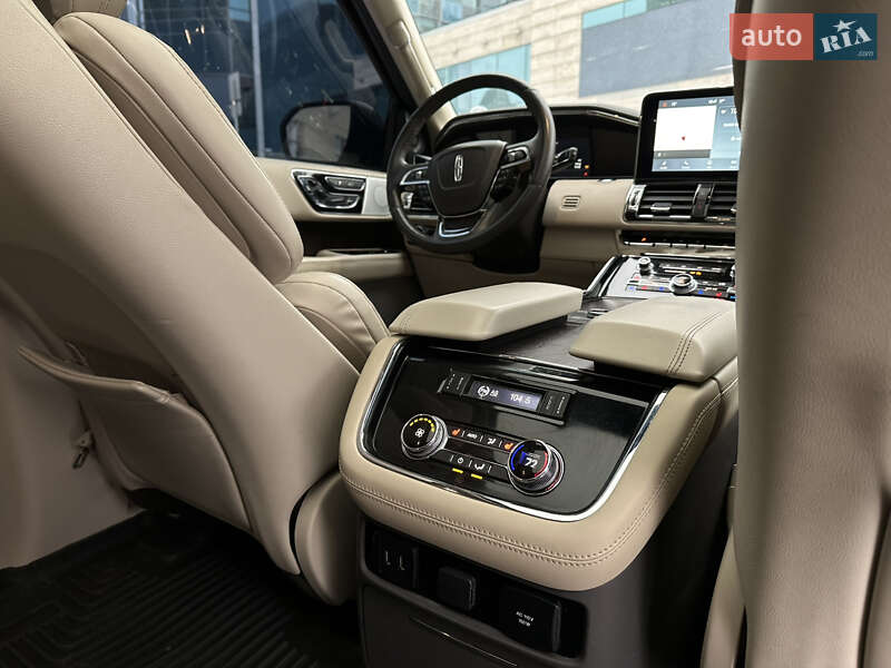 Внедорожник / Кроссовер Lincoln Navigator 2020 в Харькове