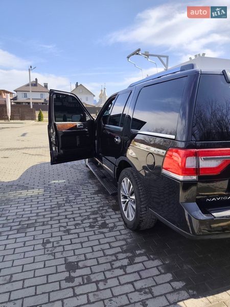 Внедорожник / Кроссовер Lincoln Navigator 2014 в Каменец-Подольском