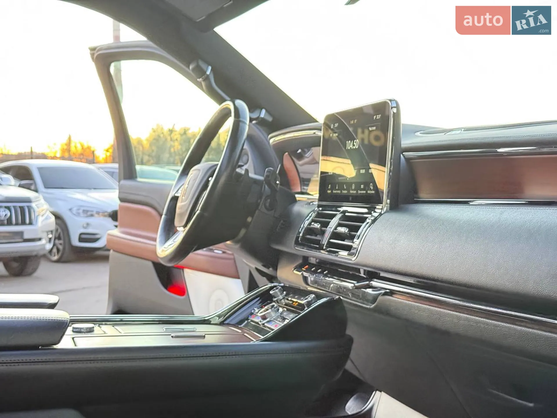 2018 Lincoln Navigator - мініатюра 28