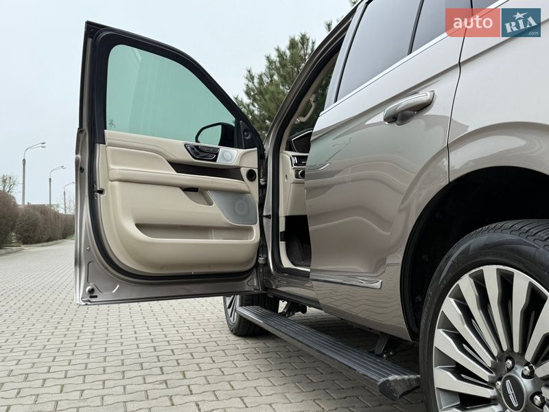 Внедорожник / Кроссовер Lincoln Navigator 2020 в Одессе
