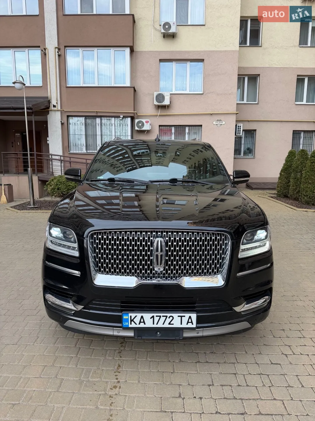 2018 Lincoln Navigator - мініатюра 8