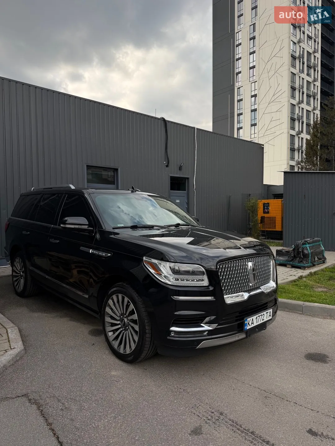 2018 Lincoln Navigator - мініатюра 17