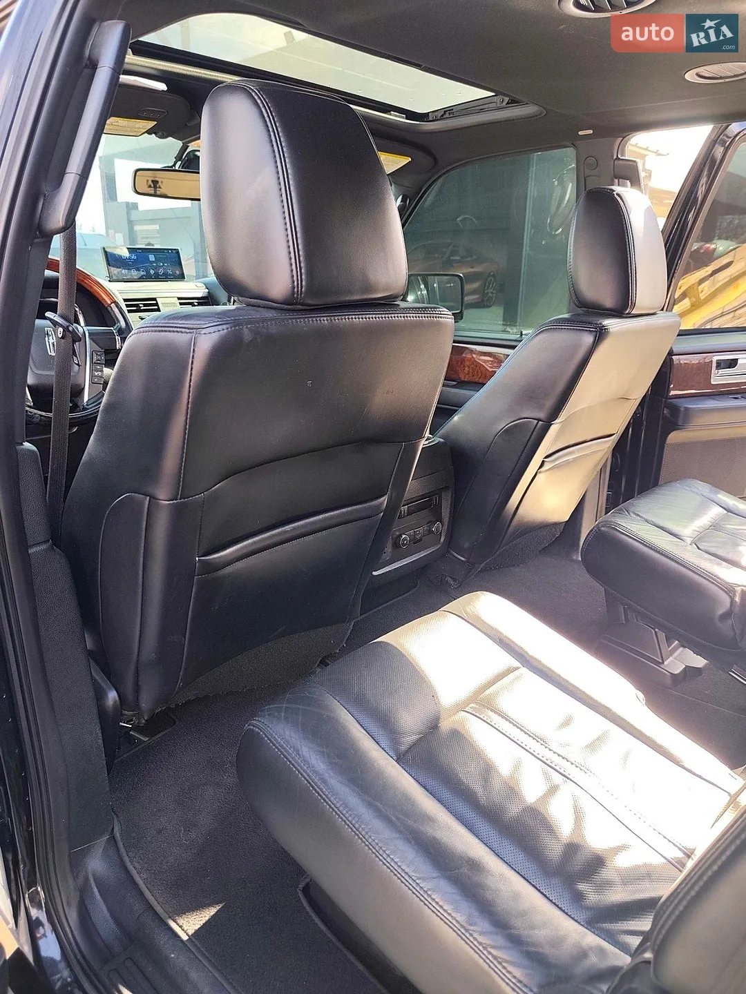 2014 Lincoln Navigator - мініатюра 18