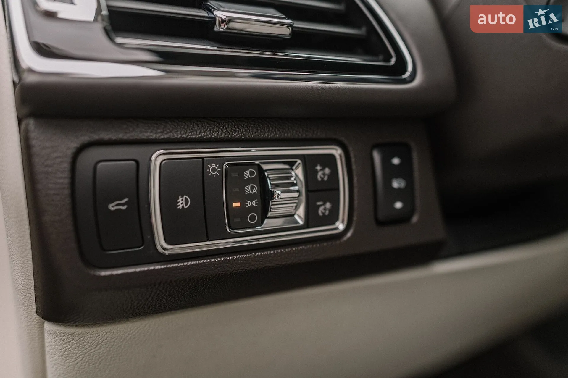 2022 Lincoln Navigator - мініатюра 36
