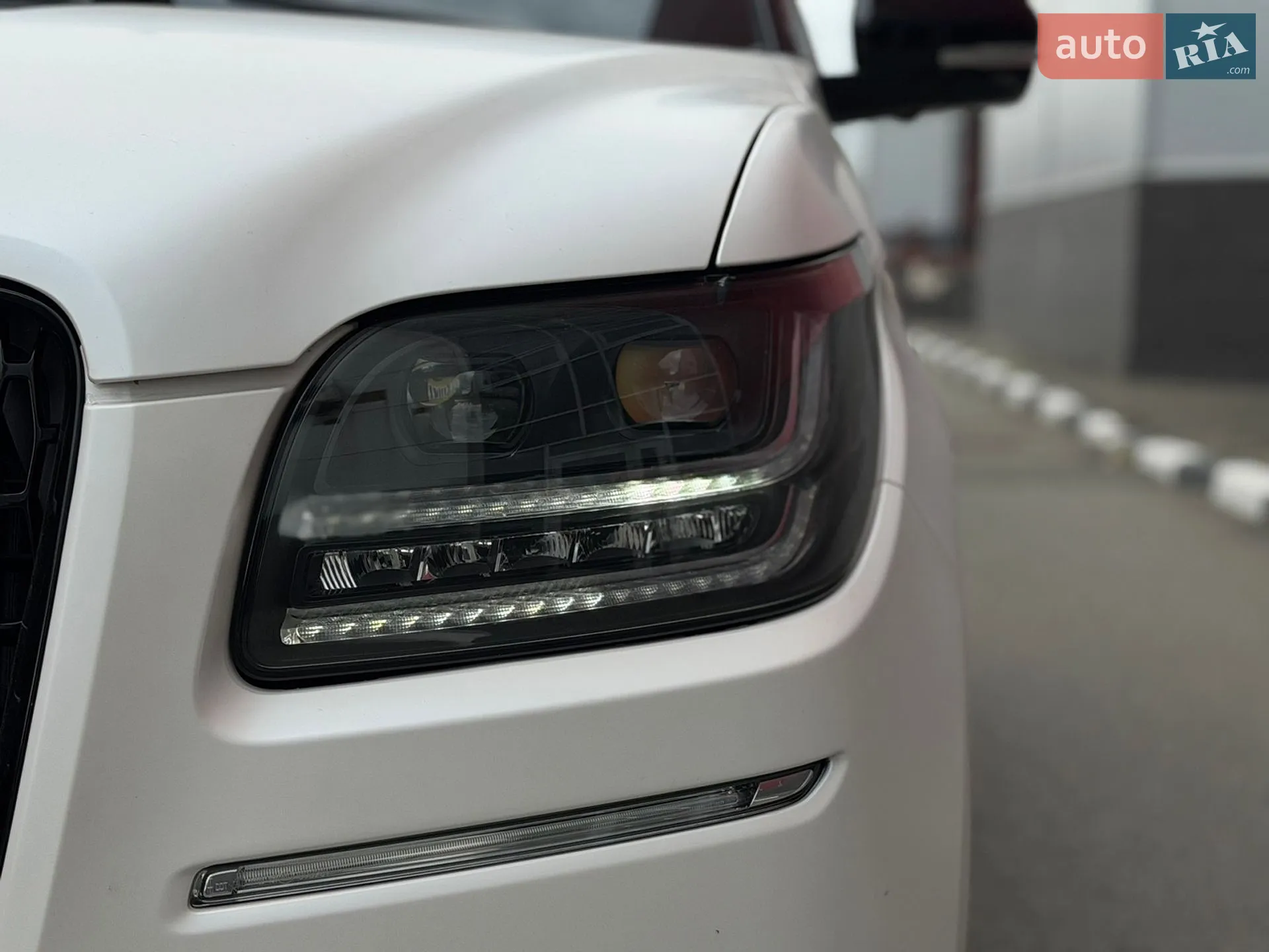 2019 Lincoln Navigator - мініатюра 8