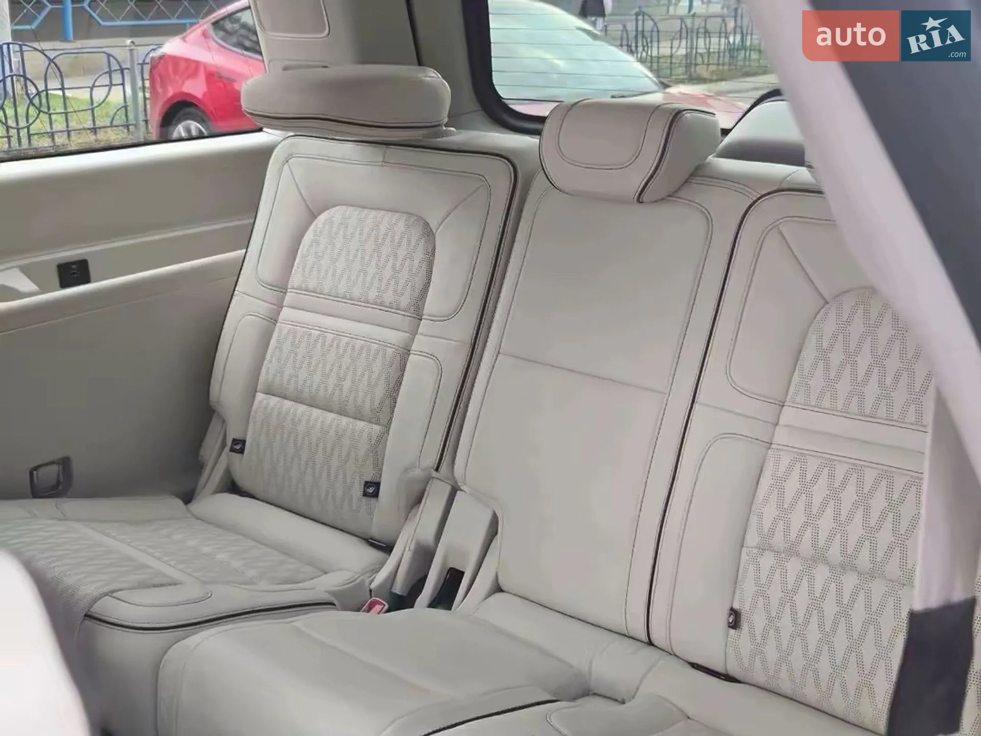 2020 Lincoln Navigator - мініатюра 22