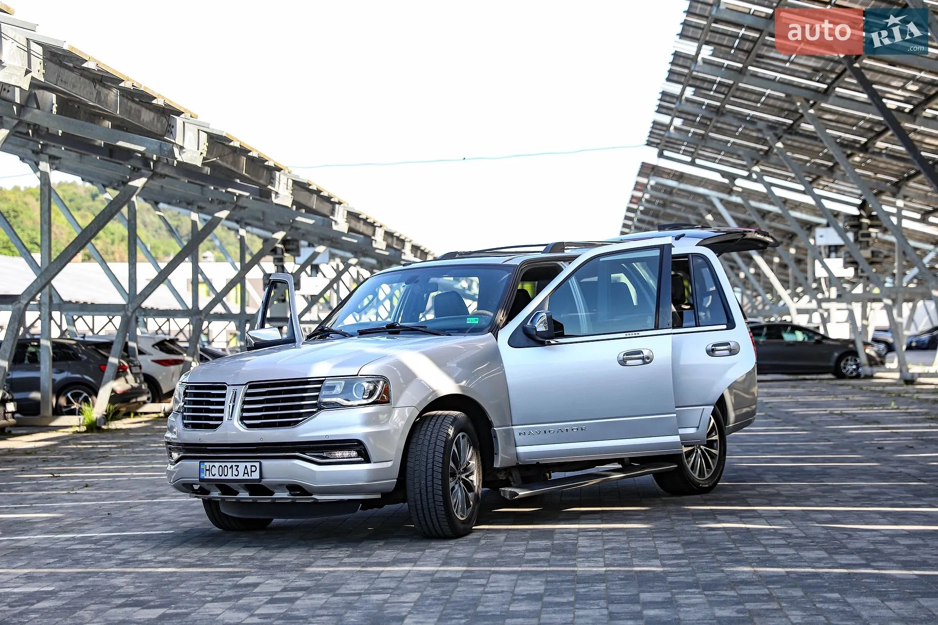 2016 Lincoln Navigator - мініатюра 57