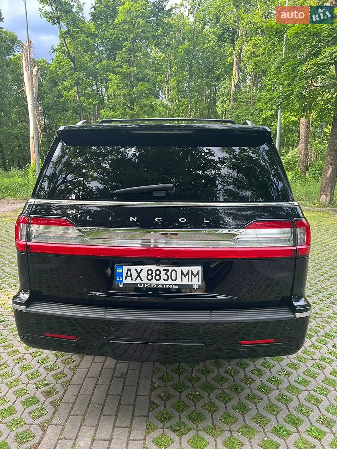 2019 Lincoln Navigator - мініатюра 18