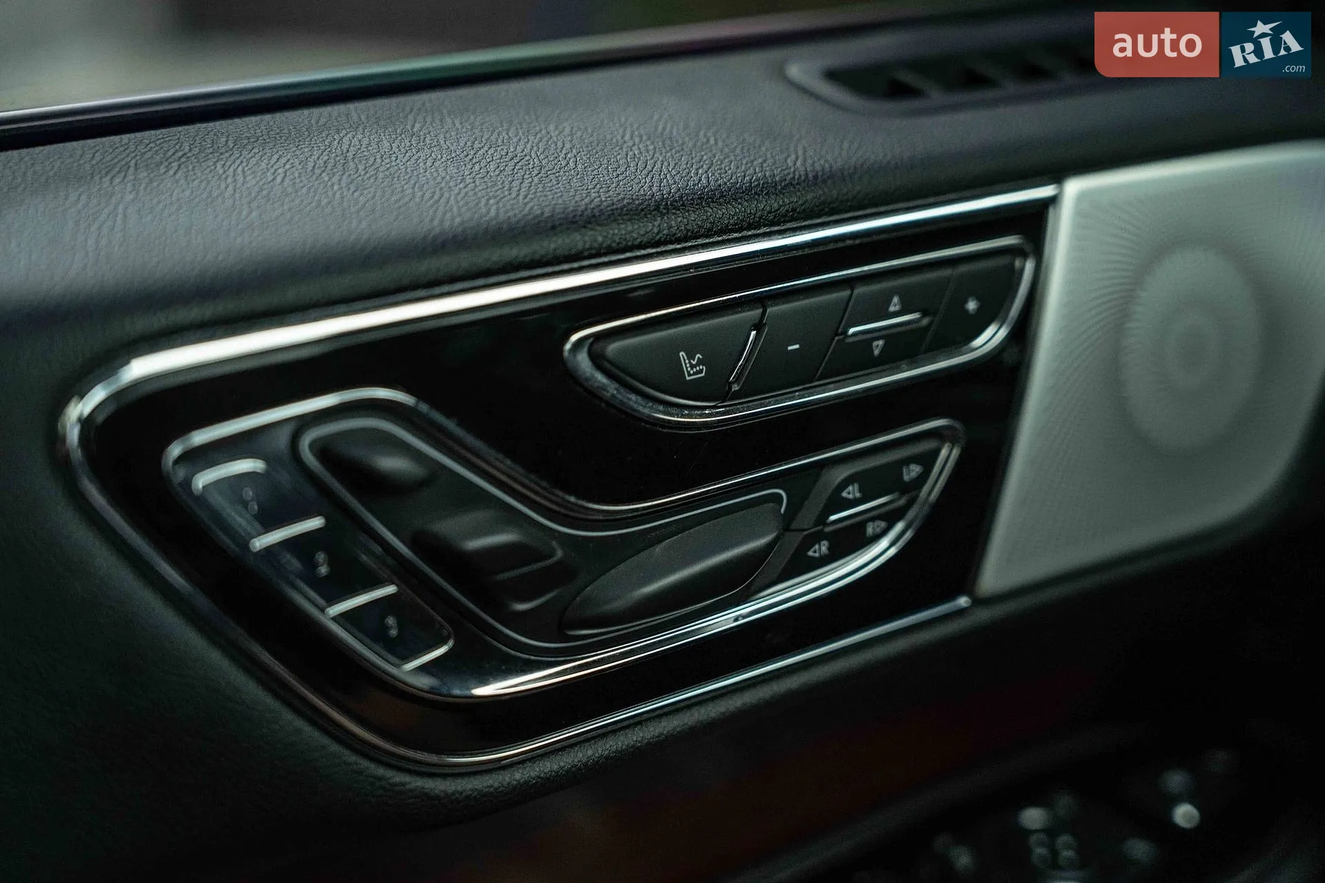 2020 Lincoln Navigator - мініатюра 22