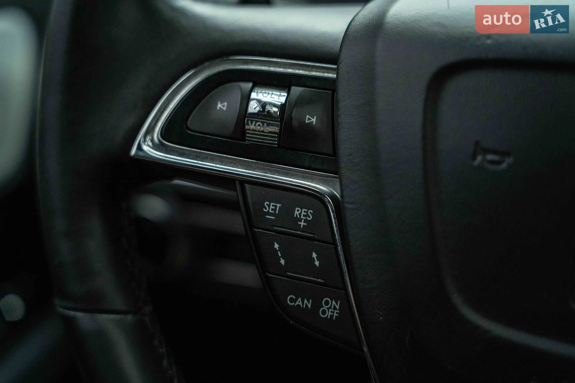 2020 Lincoln Navigator - мініатюра 31