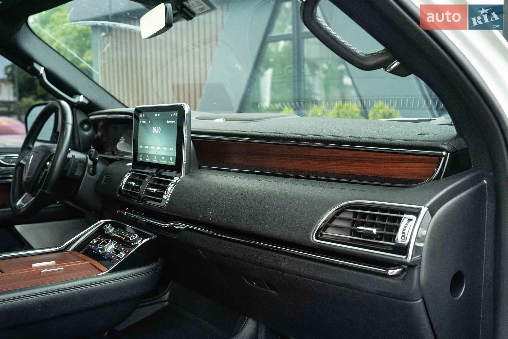 2020 Lincoln Navigator - мініатюра 40