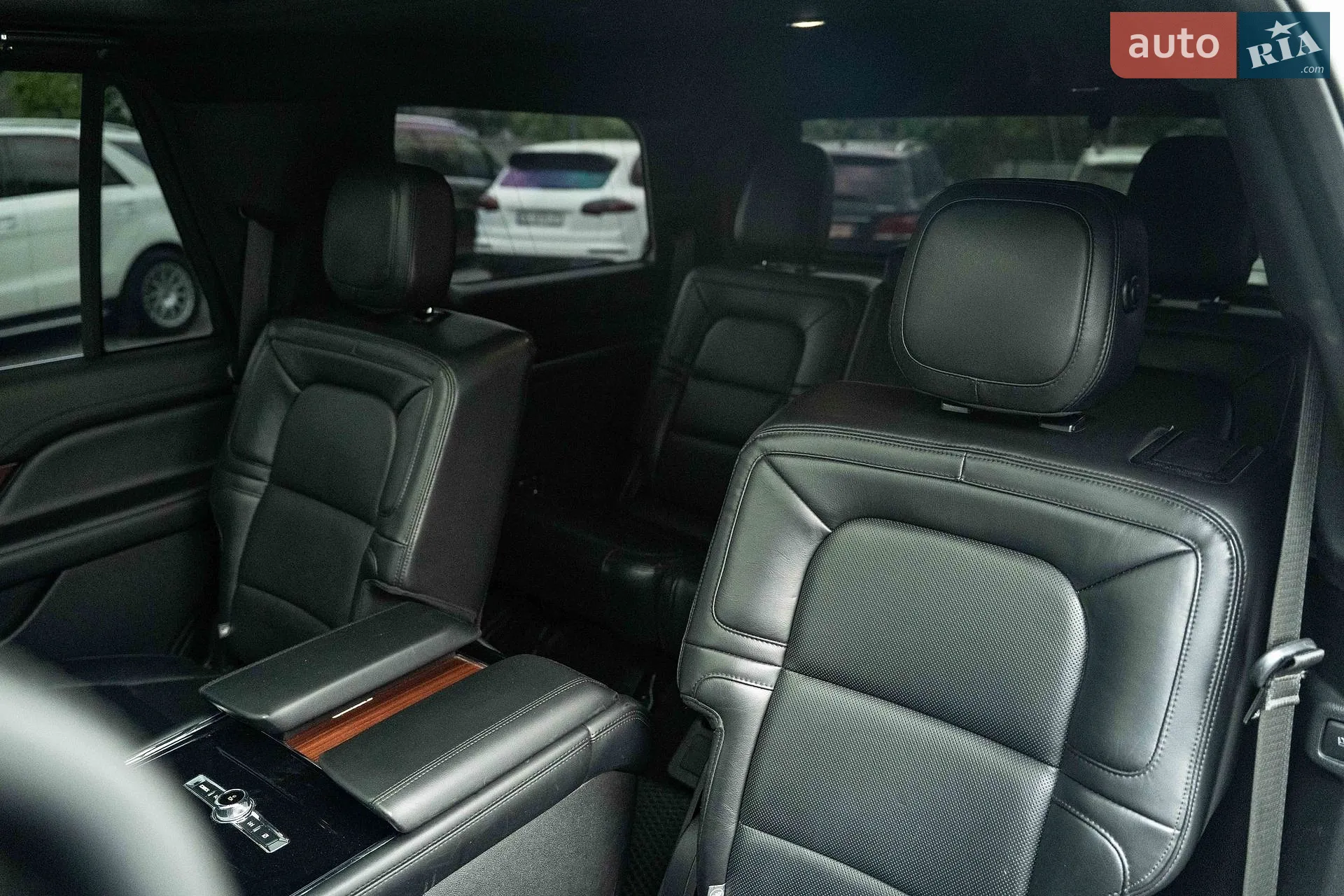 2020 Lincoln Navigator - мініатюра 43