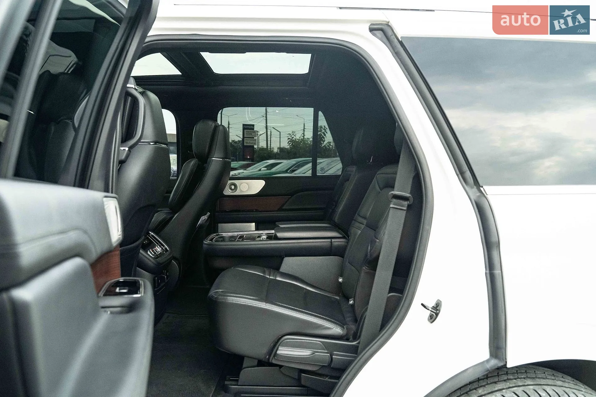 2020 Lincoln Navigator - мініатюра 45