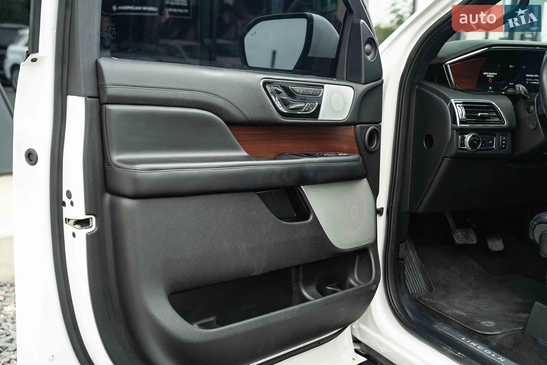 2020 Lincoln Navigator - мініатюра 49