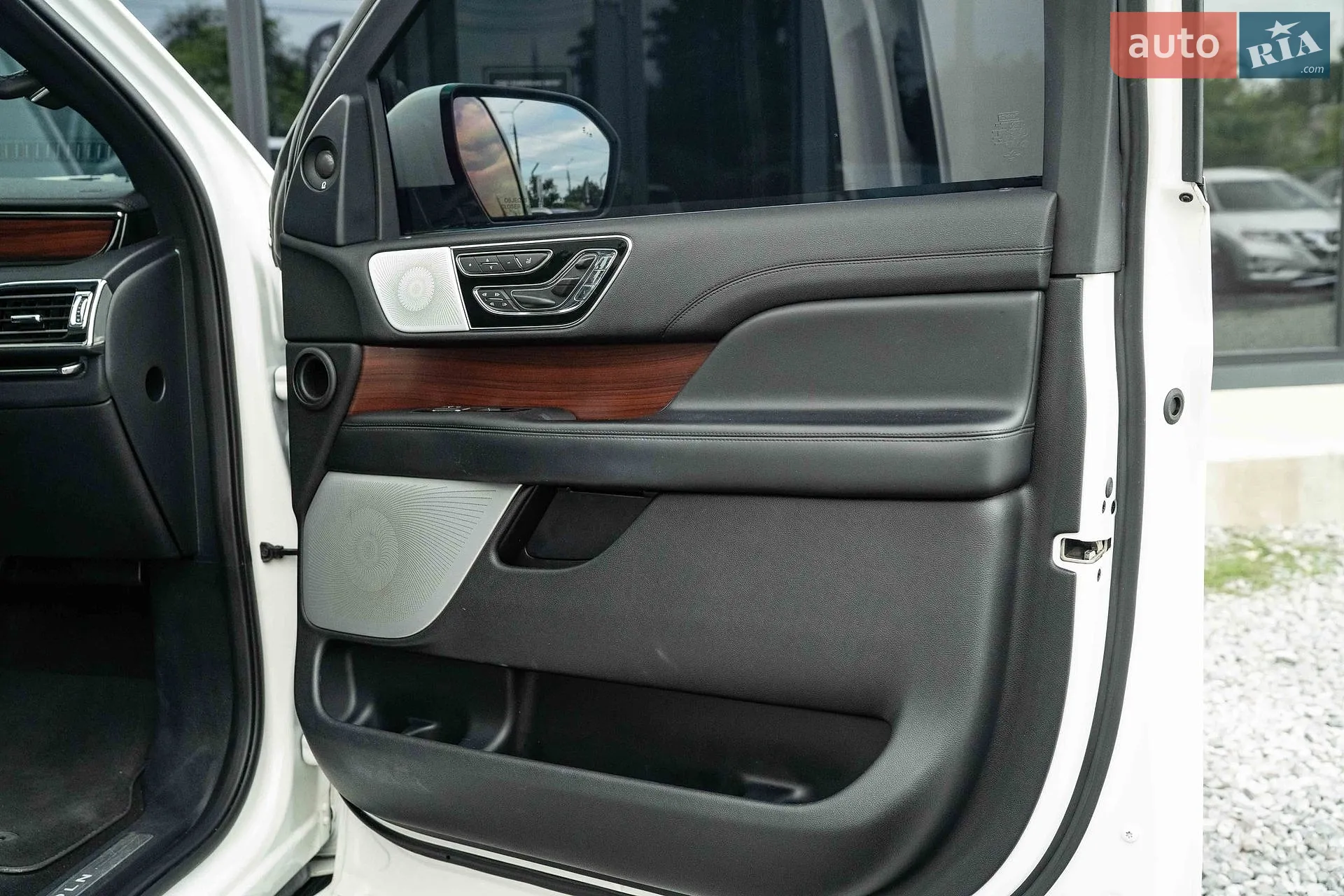 2020 Lincoln Navigator - мініатюра 50