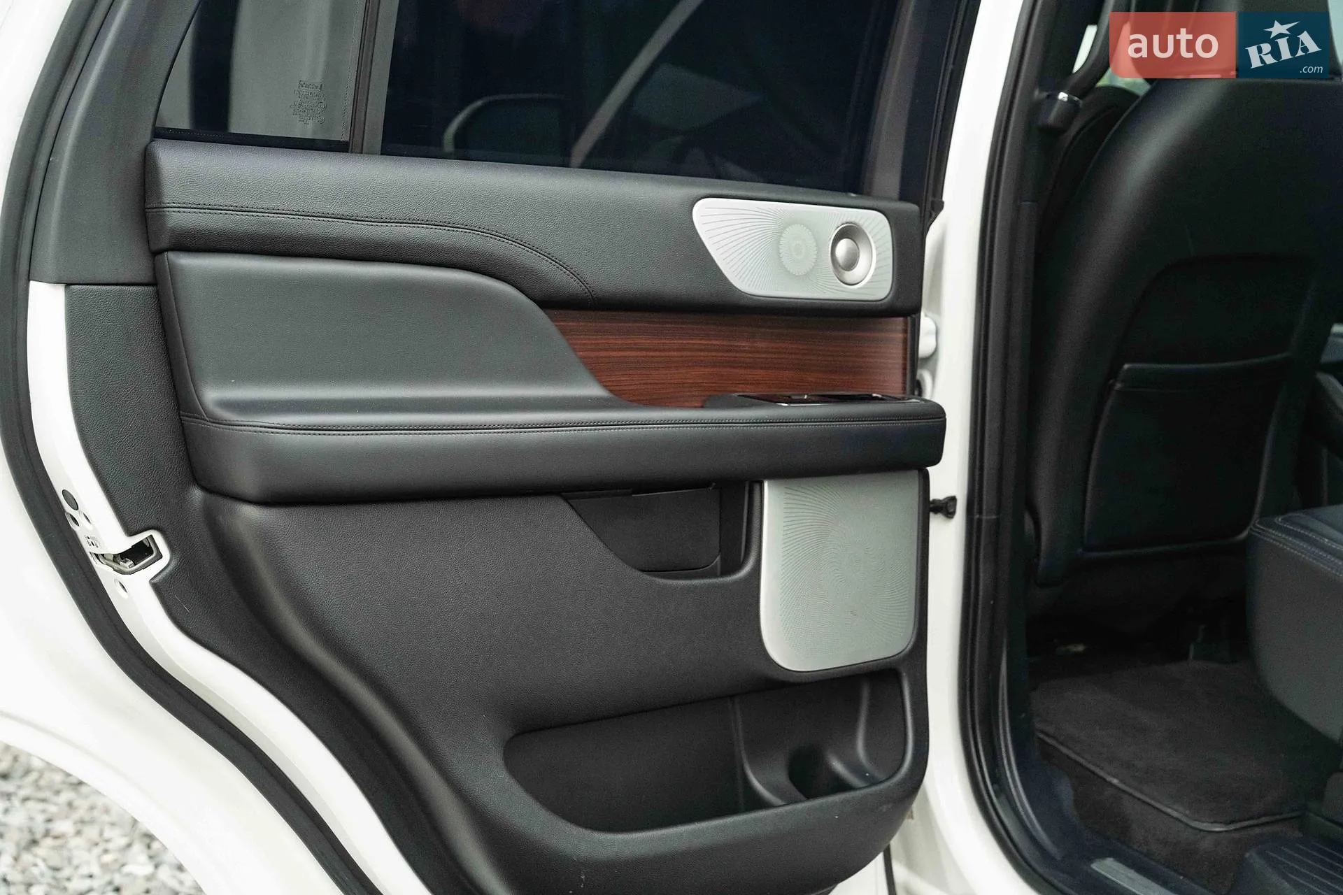 2020 Lincoln Navigator - мініатюра 51