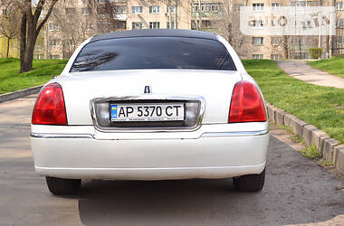 Лимузин Lincoln Town Car 2006 в Запорожье