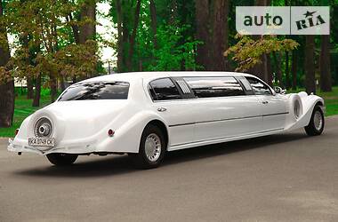 Лимузин Lincoln Town Car 2002 в Киеве