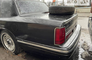 Лимузин Lincoln Town Car 1996 в 