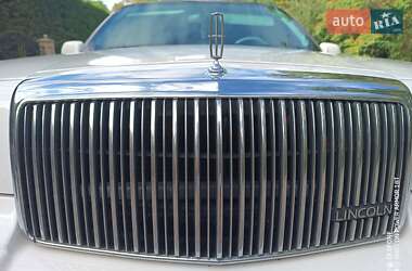 Седан Lincoln Town Car 1992 в Львове