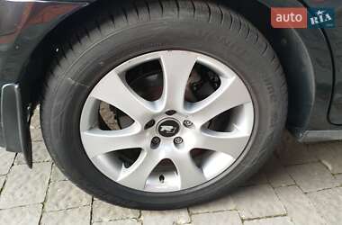 Седан Lincoln Zephyr 2008 в Львове