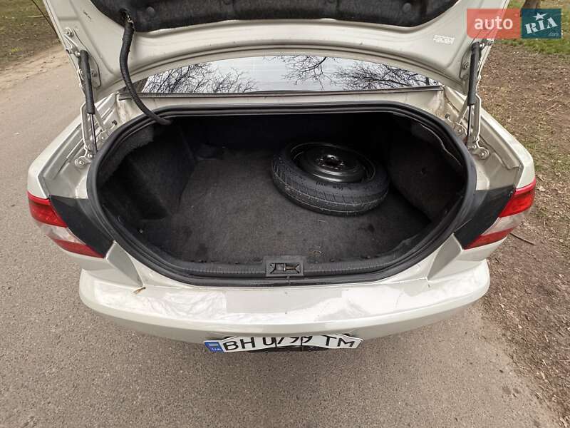 Седан Lincoln Zephyr 2006 в Одесі фото 74 Седан Lincoln Zephyr 2006 в Одесі