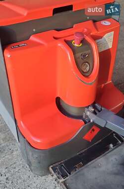 Електровізок Linde  E 20PL-02 2009 в 