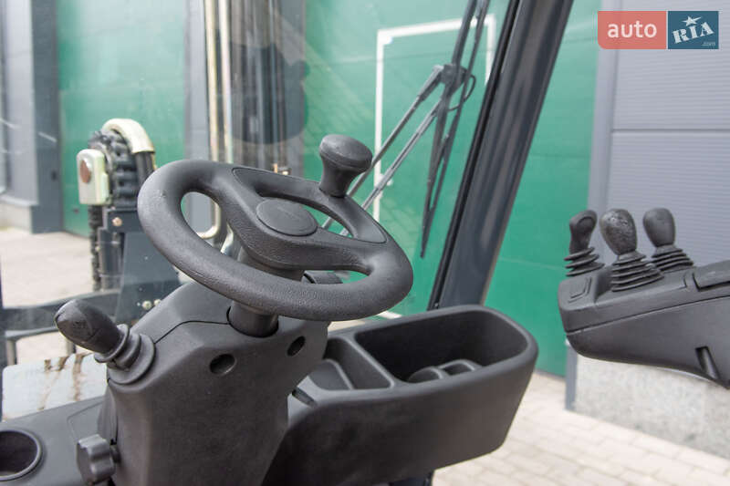 Вилочный погрузчик Linde H 18T 2015 в Житомире