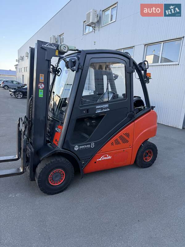 Вилочный погрузчик Linde H-25-T-02 2012 в Ровно фото 4 Вилочный погрузчик Linde H-25-T-02 2012 в Ровно