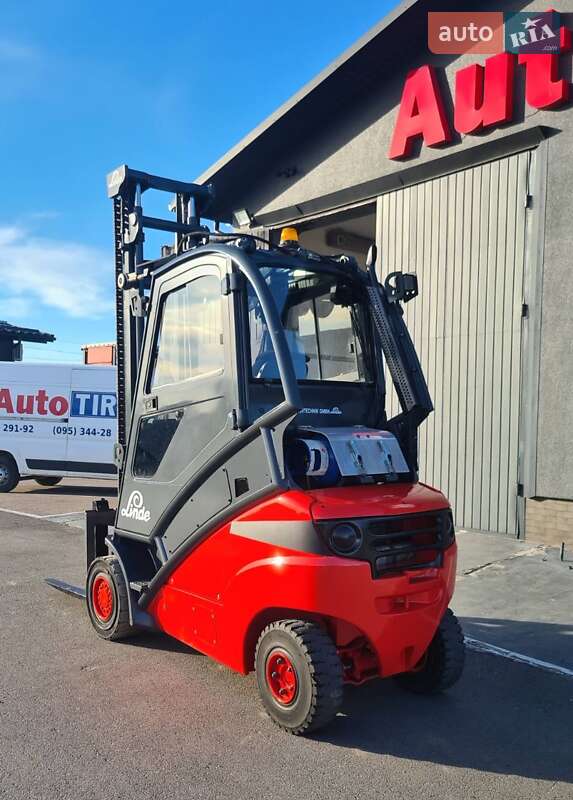 Вилочный погрузчик Linde H 35T-01 2004 в Ровно