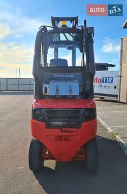 Вилочный погрузчик Linde H 35T-01 2004 в Ровно