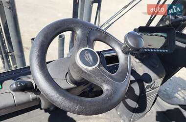 Вилочный погрузчик Linde H 40 T-02 2012 в 