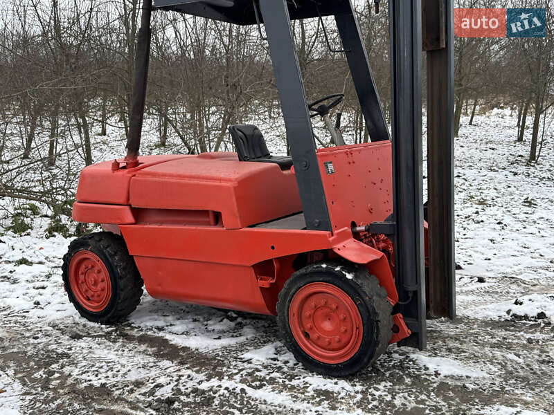 Вилочный погрузчик Linde H 40D 1990 в Недобоевцах