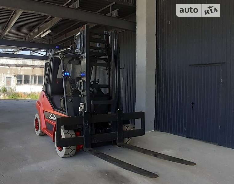 Вилочный погрузчик Linde H 60T-02 2014 в Нетешине