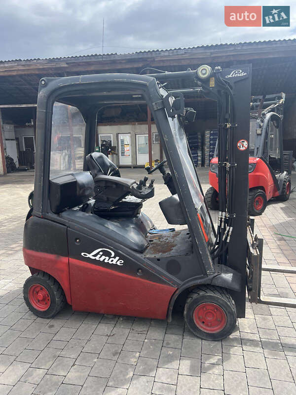 Вилочный погрузчик Linde H16Т 2007 в Тячеве фото 2 Вилочный погрузчик Linde H16Т 2007 в Тячеве