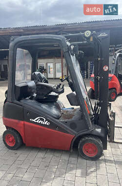 Вилочный погрузчик Linde H16Т 2007 в 