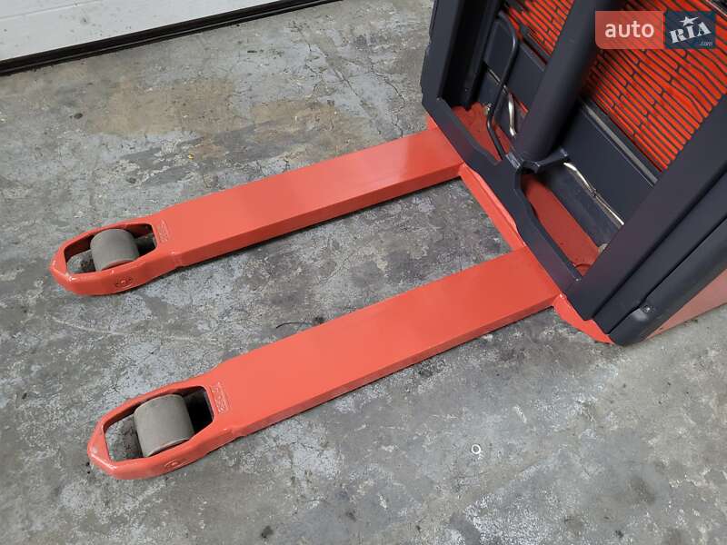 Штабелер Linde L 2004 в Києві