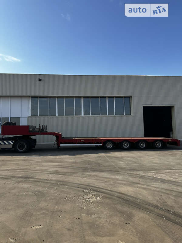 Низкорамная платформа Lintrailers 4 LSDU 18-40 2004 в Сумах
