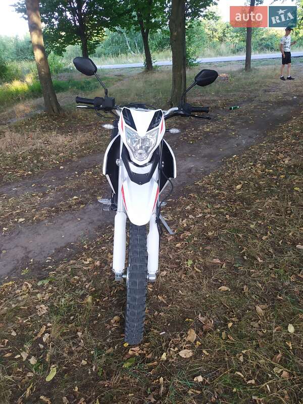 Мотоцикл Кросс Loncin 250 2020 в Рокитном