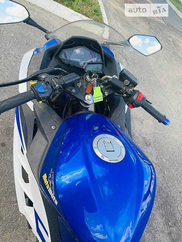 Спортбайк Loncin 250 2019 в Нових Санжарах