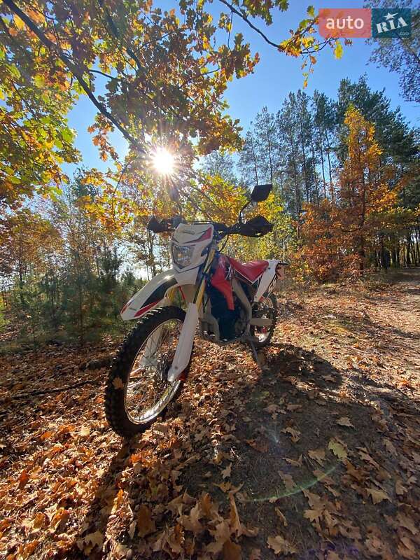 Мотоцикл Кросс Loncin 250 2022 в Любешове