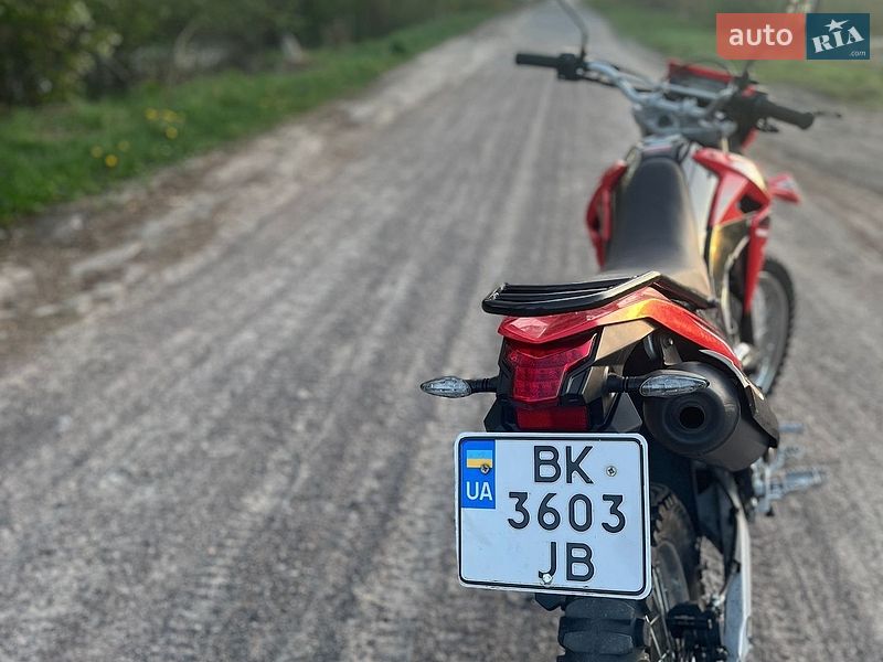 Мотоцикл Кросс Loncin 250 2024 в Рокитному