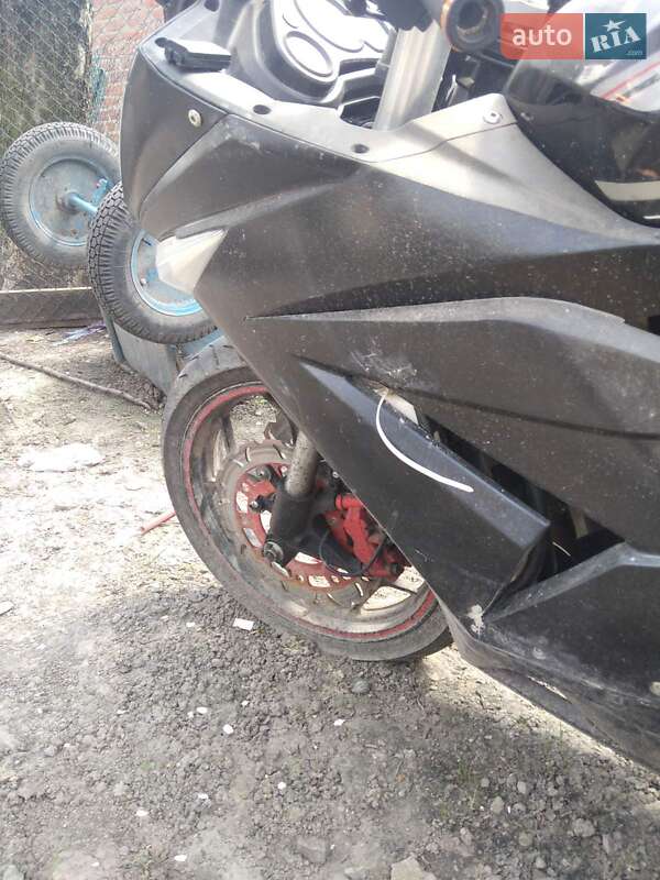 Спортбайк Loncin LX 200 2020 в Виннице фото 3 Спортбайк Loncin LX 200 2020 в Виннице