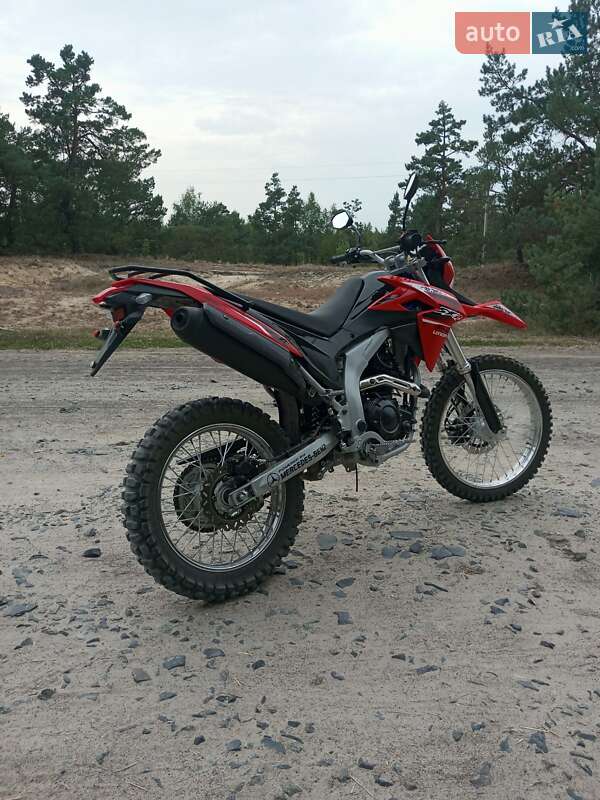Мотоцикл Кросс Loncin LX 250GY-3 2023 в Сарнах