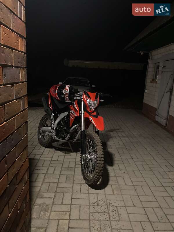 Мотоцикл Спорт-туризм Loncin LX 250GY-3 2023 в 